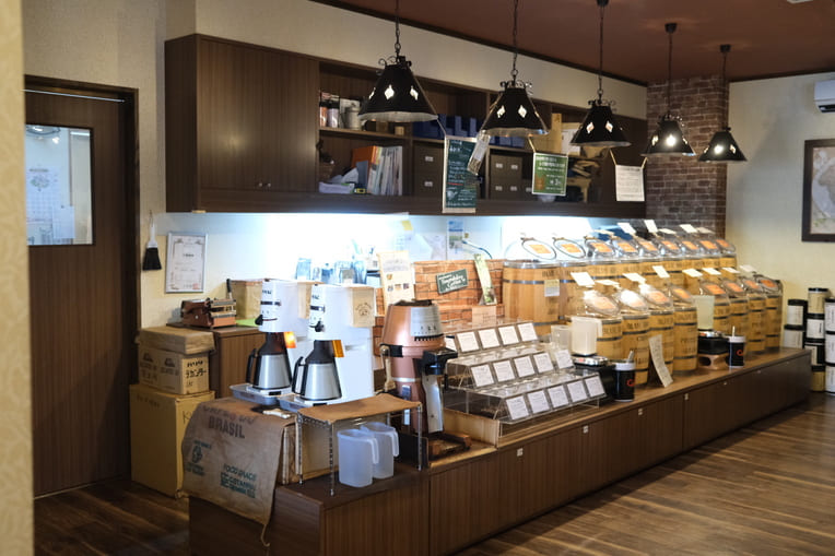 三澤珈琲の豆販売スペース写真